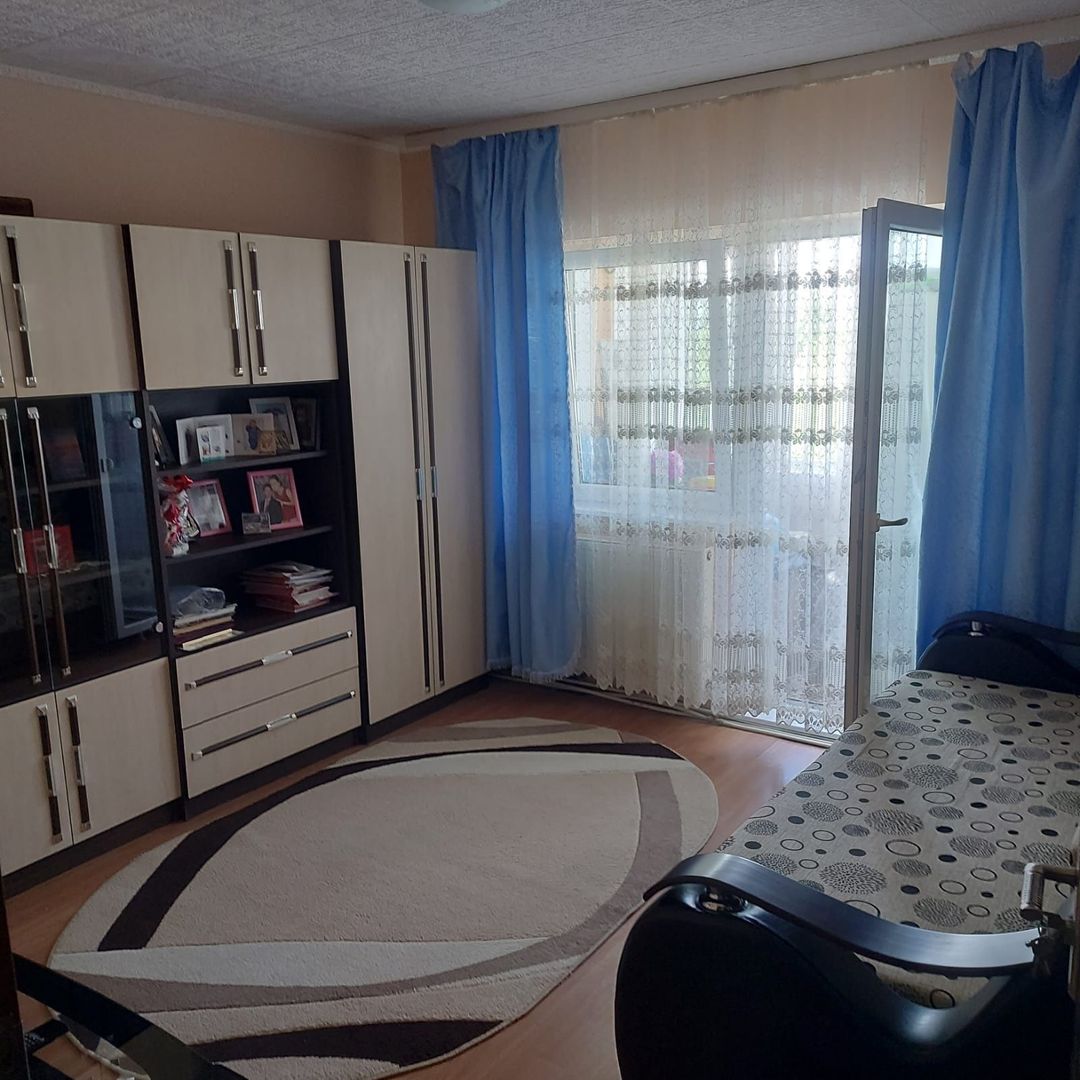 BRASADAS vinde ap 2 cam etaj 3/4 Soarelui. - Poză 6