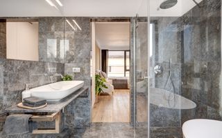 VILA NOU CONSTRUITA CU 4 CAMERE LA VANZARE IN ZONA IANCU NICOLAE - Poză 6