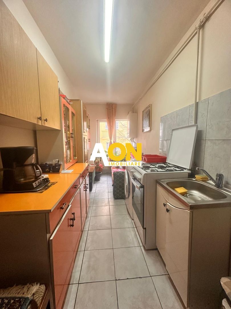 Garsoniera Etaj 1, Zona Cetate, Decomandata - Poză 2