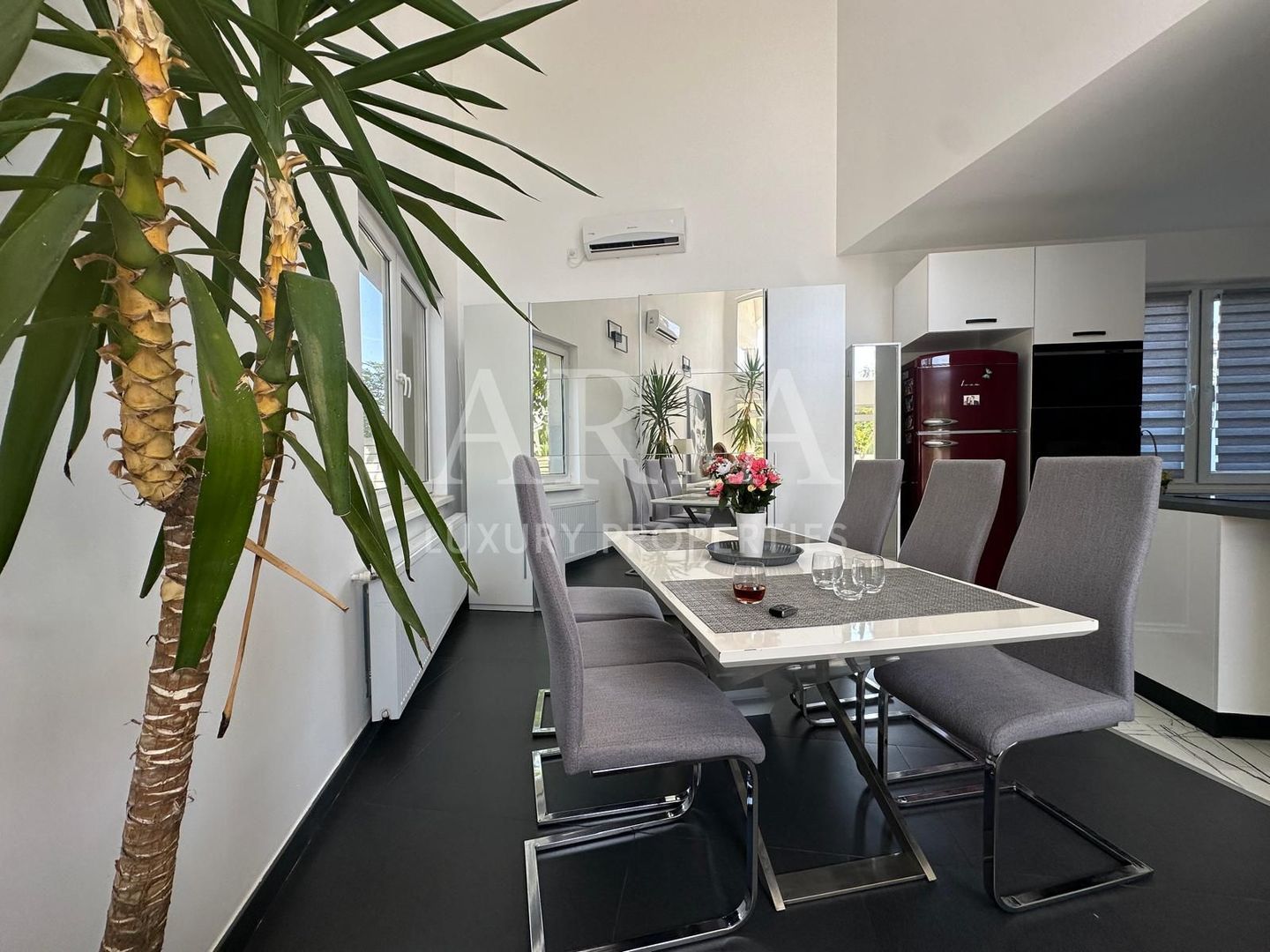 VILA INDIVIDUALA CORBEANCA DESIGN MODERN - Poză 8