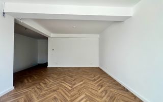 Vilă **6 camere  **451mp // Zona Iancu Nicolae - Poză 70