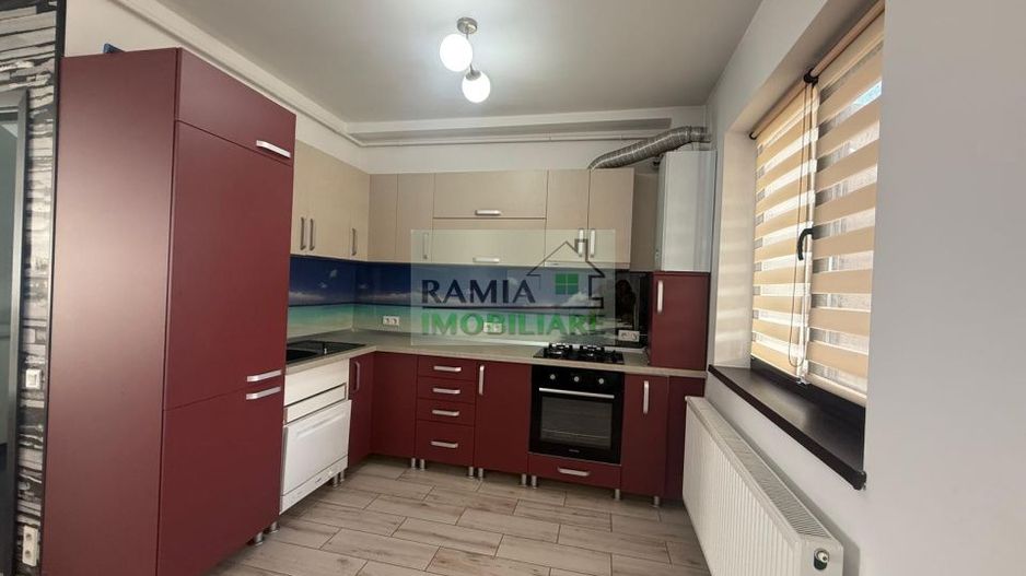 Casă Înșiruită Hărman 4 Camere, Curte Teren 225 mp - Poză 4