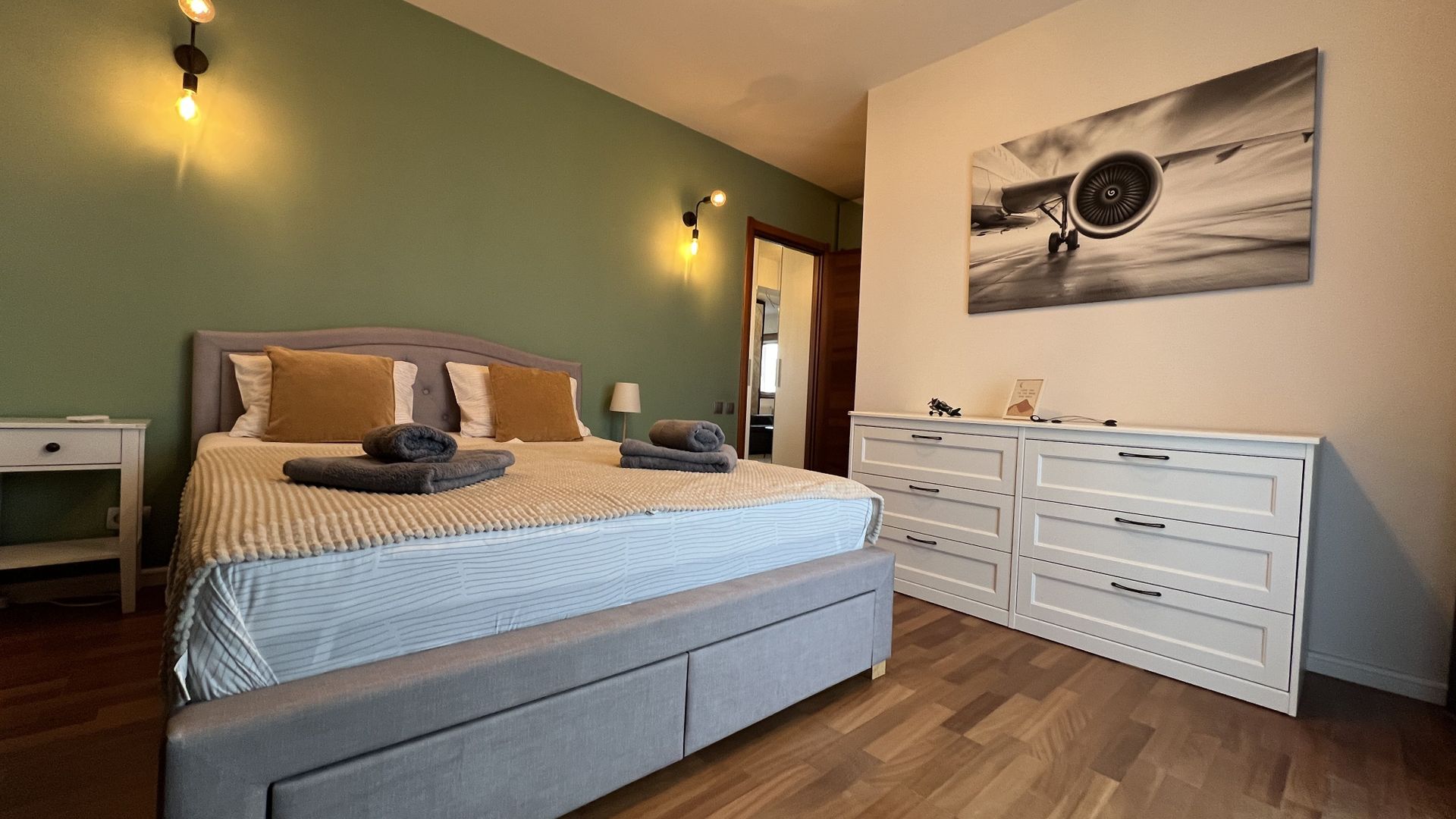 2 camere mobilat si utilat | vedere panoramica - Poză 1