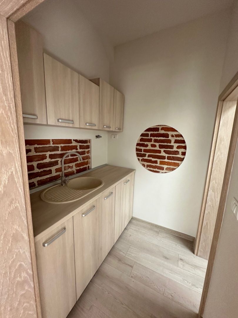 Saptii de birouri Ultracentral suprafețe de la 28 - 940 mp - Poză 34