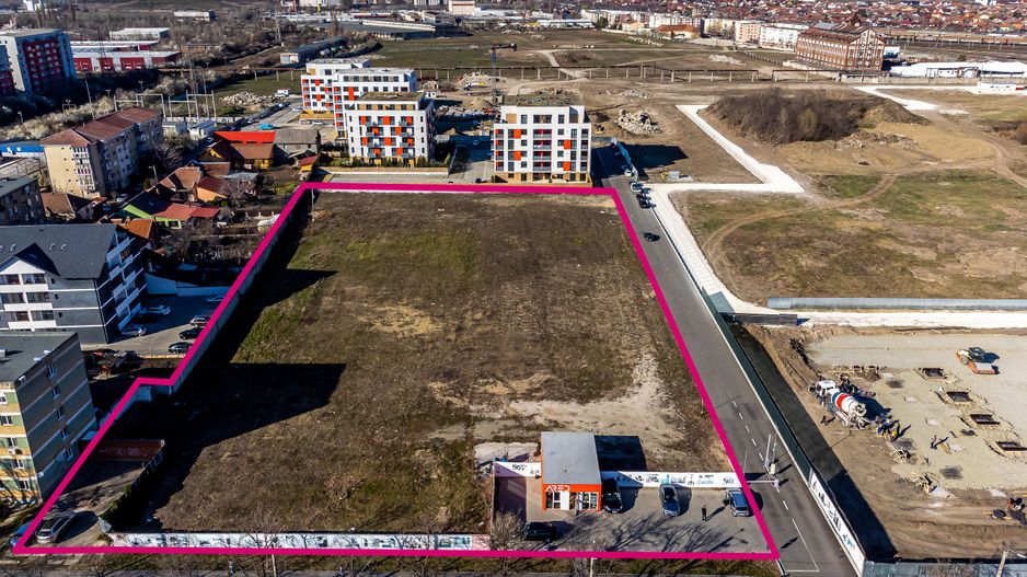 Teren central pentru dezvoltari rezidentiale si comerciale - Poză 2
