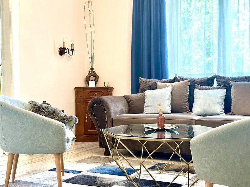 Închiriere casă cu grădină și șemineu în Timișoara – Stil și confort! - Poză 8