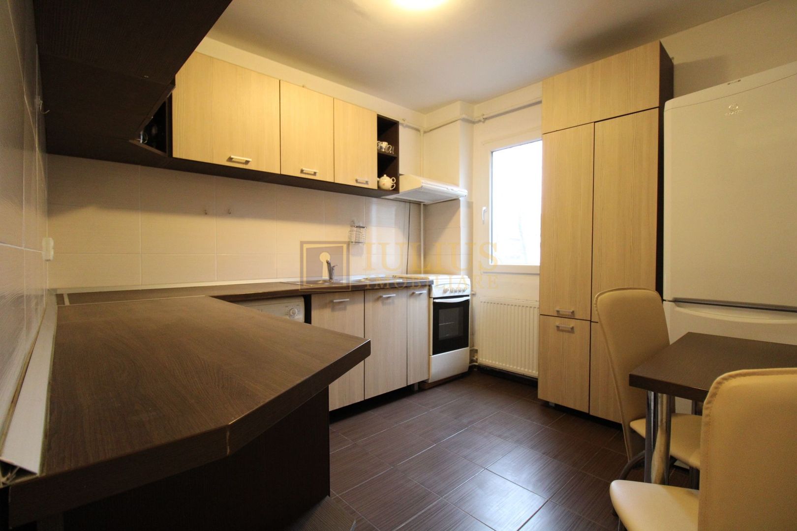 Zona Medicina; str. Bucuresti, centrala proprie. - Poză 7