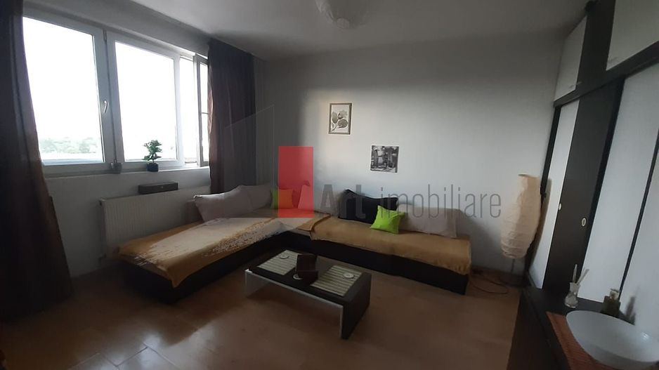 Garsoniera Calea Grivitei cu acces direct la terasa de 200 mp - Poză 3