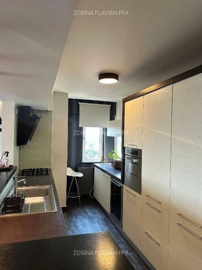 Apartament 3 camere - Piata Alba Iulia - Poză 1