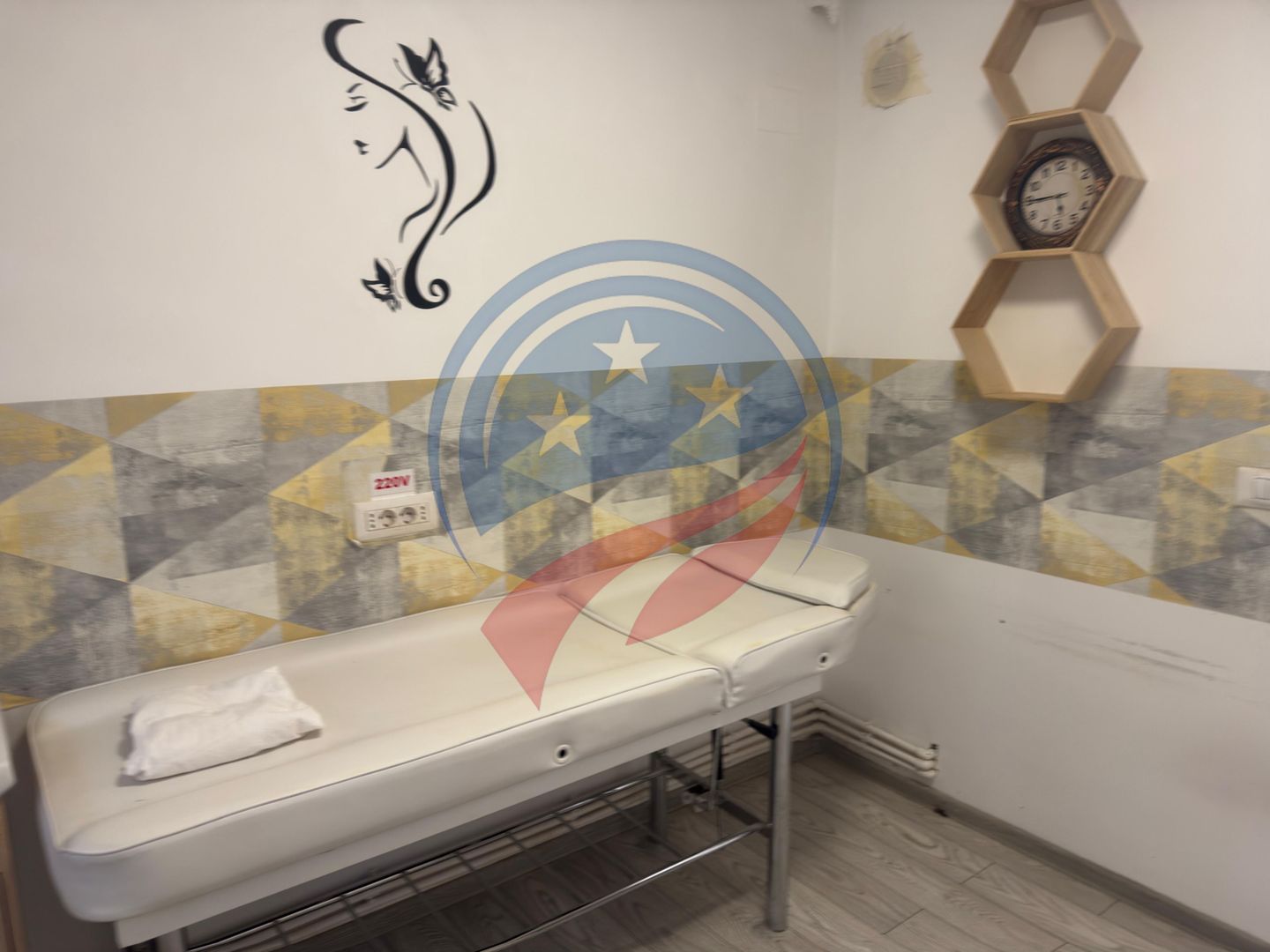 Salon de închiriat – complet utilat și autorizat DSP - Poză 7
