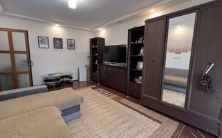 Apartament 3 camere complet renovat – Etaj 2/4 – Zona de jos - Poză 4