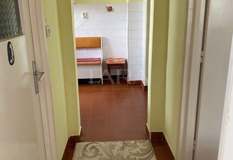 Apartamentcu 2 camere decomandate, priveliste deosebita. - Poză 6