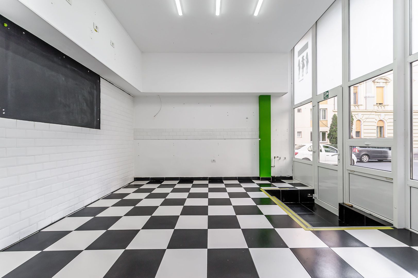 Închiriere Spațiu Comercial Central - Poză 1