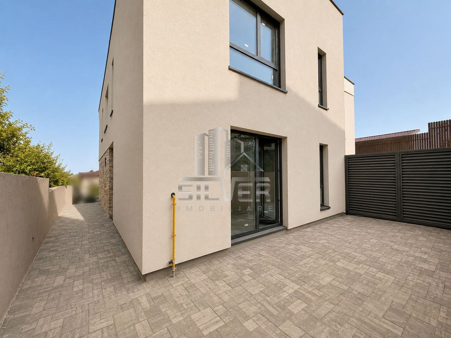 Casa  tip duplex cu proiect de amenajare  la 5 minute de Vivo Mall! - Poză 2