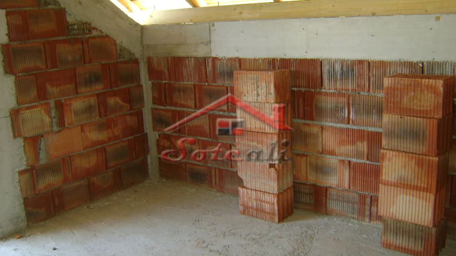 Casă Nouă de Vânzare în Cornu de Jos - Poză 12