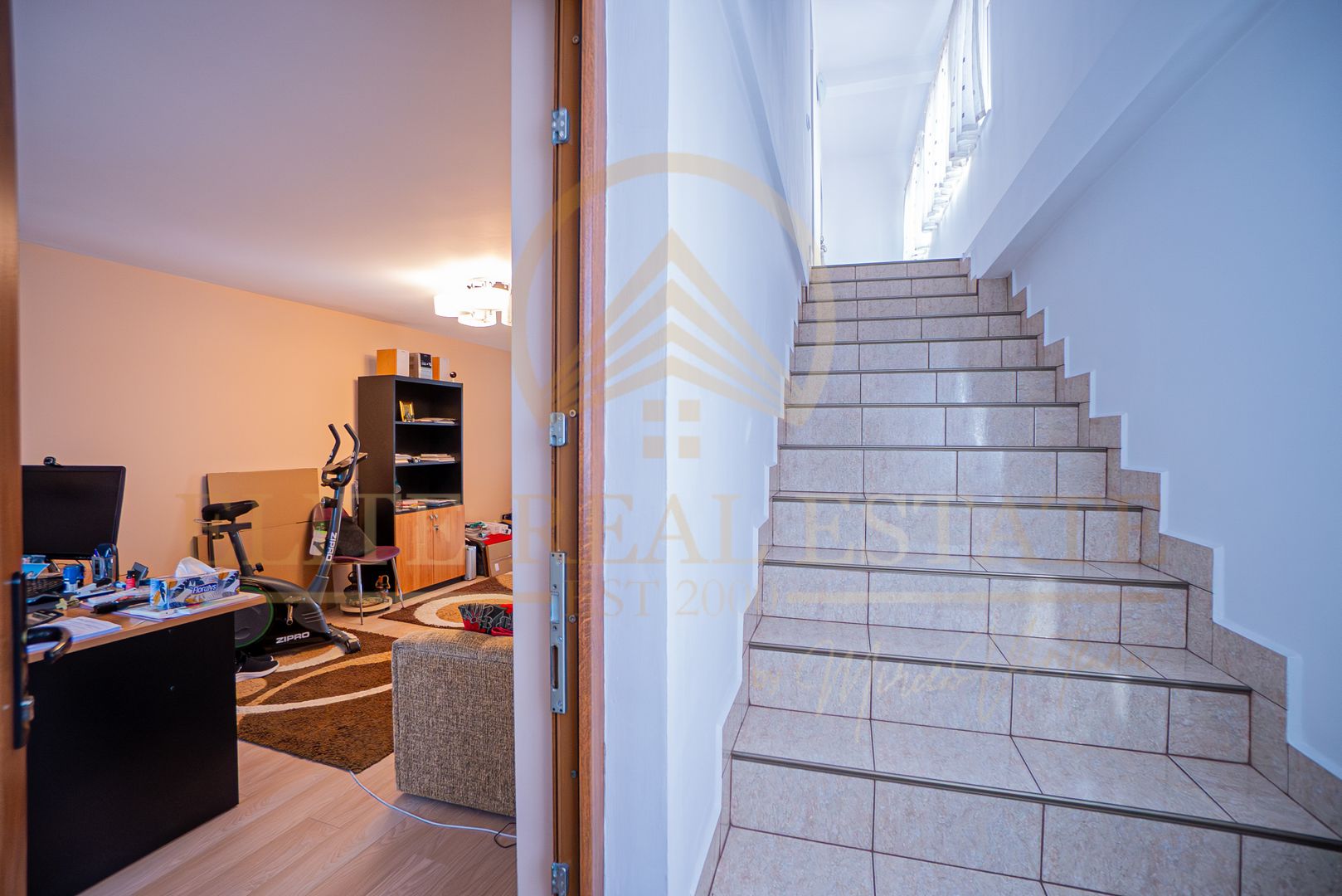 Casa P+1+M - 5 camere - Garaj - Panouri Fotovoltaice - Bratianu - Poză 21