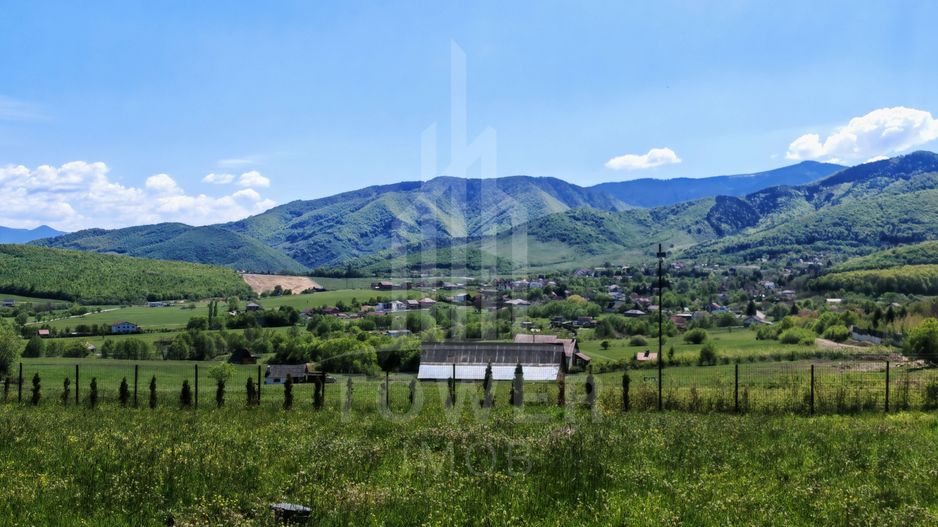 Casă spectaculoasă de vanzare situată în Tocile – „Mica Elvetie" - Poză 16
