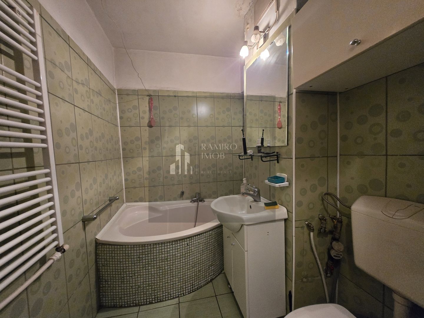 Ap 3 camere 70m -decomandat -etaj 2 -centrala -STB Vadul Nou /Sector 5 - Poză 10