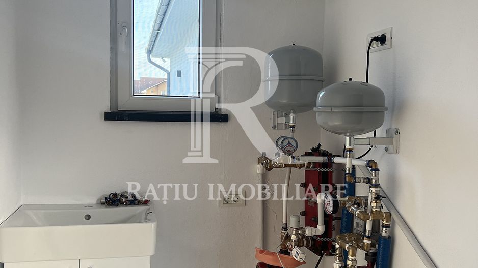 Casa modernă | 4 camere | piscină cu apă geotermală | Oncea | Oradea - Poză 21