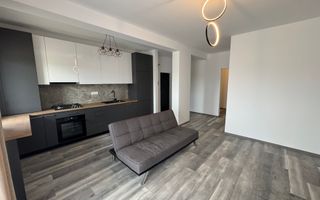 Mobilat si utilat. 2 locuri de parcare. Curte privata in CF - Poză 3