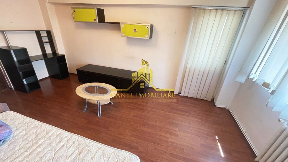 3 camere, decomandat, LA CHEIE, balcon, Semicentral, Piata Marasti - Poză 12