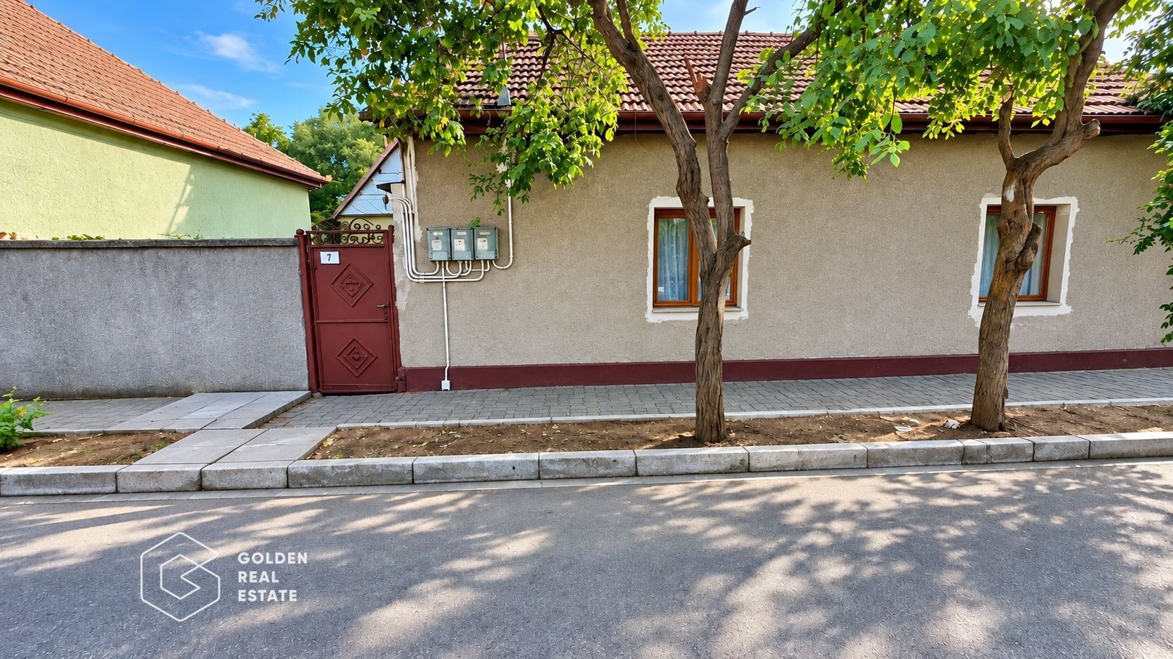 Casă de vânzare Arad- zona Confectii - Poză 2