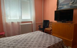 Apartament cu 3 camere | Etaj 1 | Bulevardul Dacia | Oradea - Poză 2