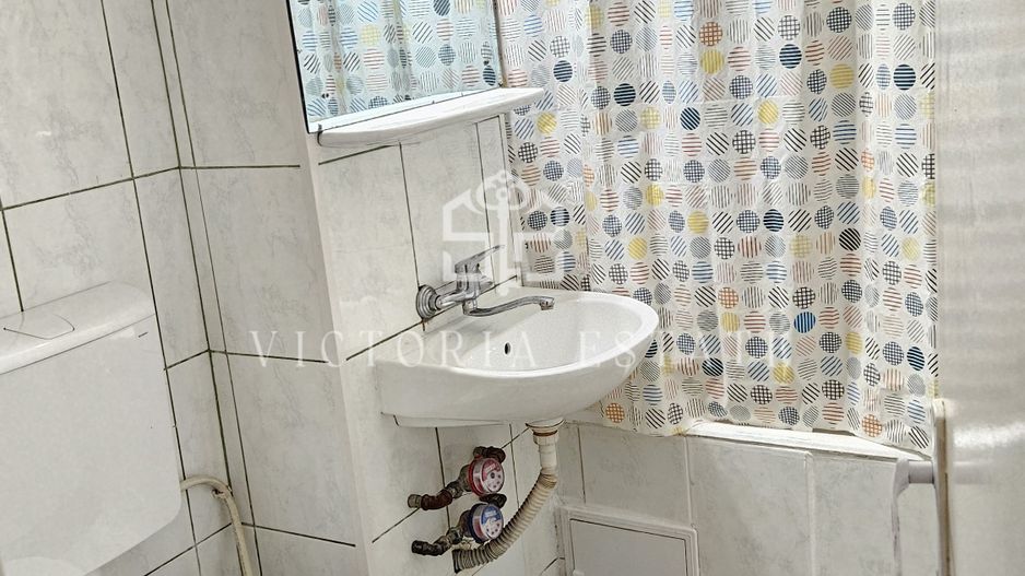 Apartament 2 camere Malu Rosu ,de închiriat. - Poză 10