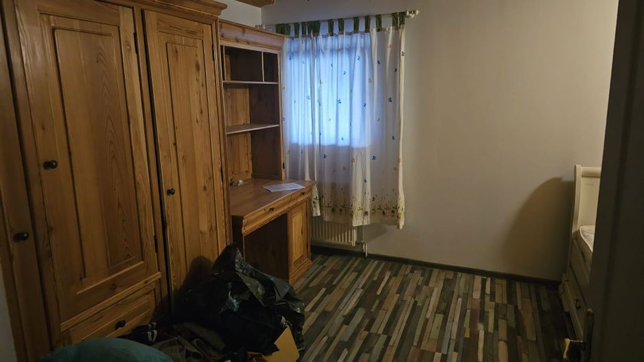 Inchiriez casa in Sanpetru - Poză 13