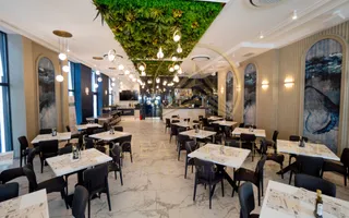 Stațiunea Mamaia  - Vanzare Hotel Dunarea amplasat la 100m de malul marii - Poză 26
