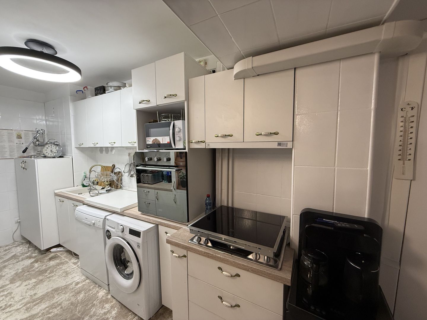 Ap 3 cam 90 mp -cu balcon - et 1- mobilat/utilat-langa Mega Mall - Poză 10