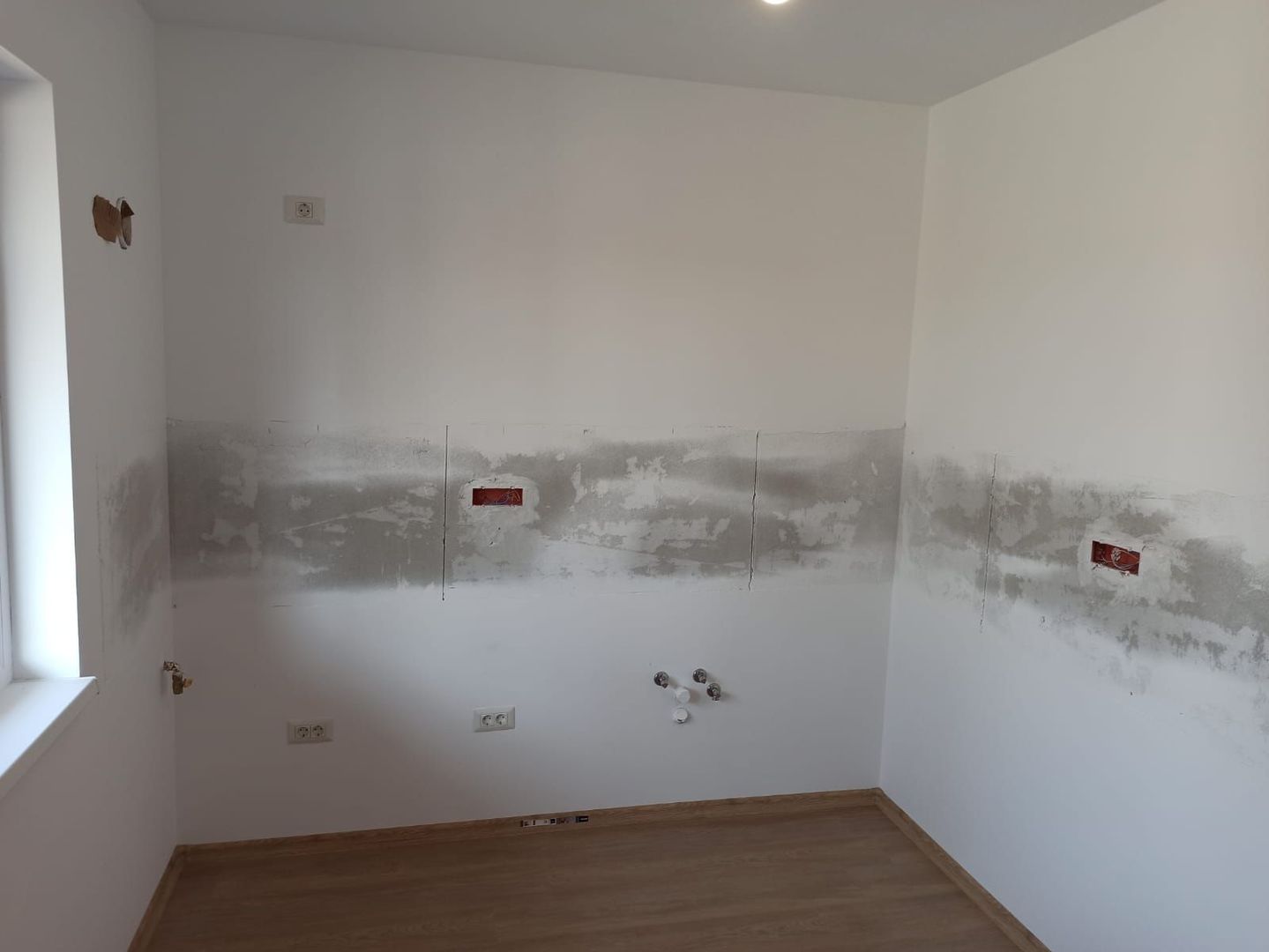 de neratat - vila la alb/4cam,2bai+parcare/centru Popesti Leordeni - Poză 35