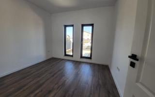 Duplex cu 4 camere in Mosnita Noua - Poză 2