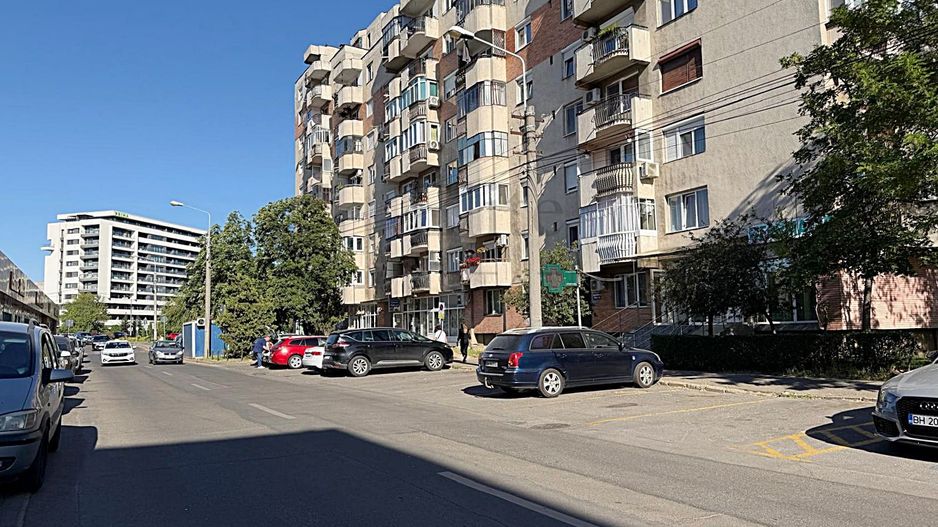 Spatiu comercial de inchiriat Piata Decebal Oradea - Poză 9