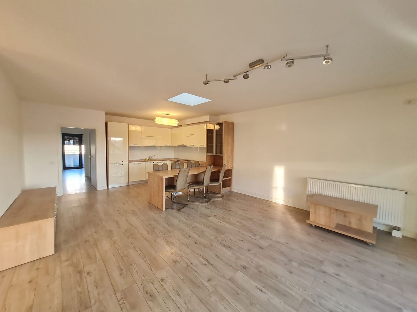 Apartament generos 4 camere zona Elisabetin - Poză 15
