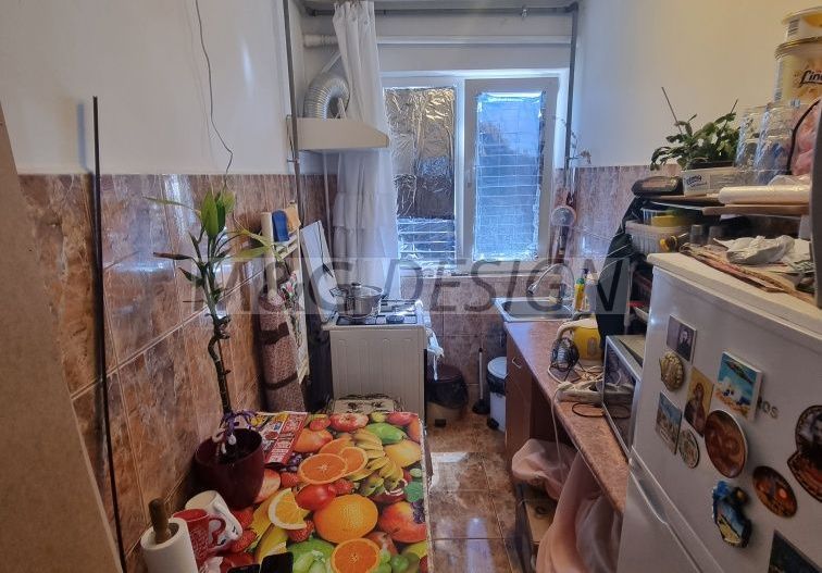 Apartament 2 camere zona Sagului - Poză 1