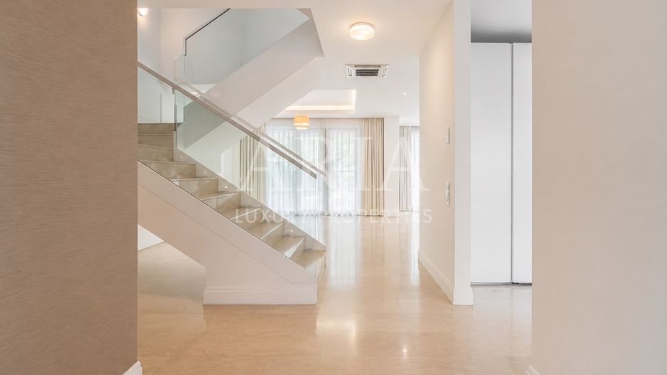 OXFORD GARDENS -  LUXURY GATED COMMUNITY - POOL - TENNIS COURT - PLAYGROUND - Poză 6