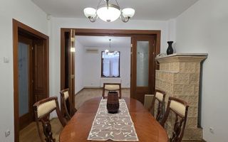 Vila 150mp utili, zona centrala si linistita, ideal birou sau locuinta - Poză 1