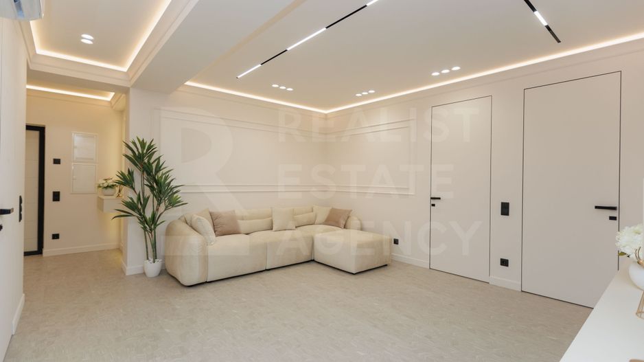 Vânzare, apartament, 3 camere, strada Alba Iulia, Buiucani - Poză 1