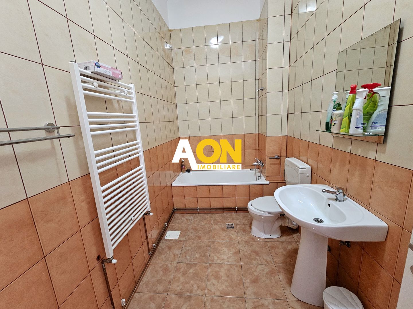 Apartament 3 camere, 80 mp, zona Schit, bloc nou, pretabil ca birou - Poză 6