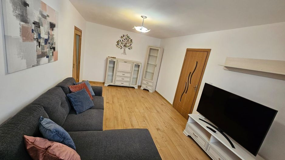 Apartament 4 camere, Stefan cel Mare - 5 min metrou, 2 bai, renovat - Poză 1