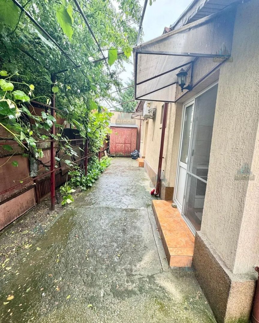 Casa de vanzare - Poză 1