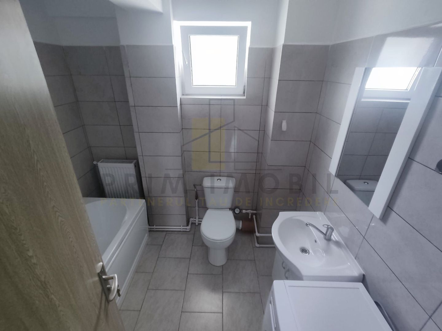 2 Camere Decomandat / Rond Pacurari/ Parcare inclusa - Poză 4