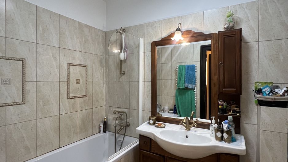 Apartament 3 camere - 130.000 euro - Poză 4