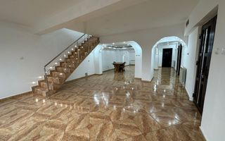 Vilă tip duplex, modernizată 2023,  teren 913 mp, zona Cartier; - Poză 1