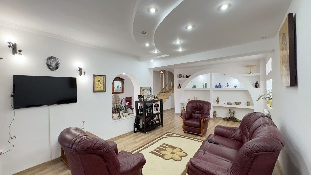 Casă 5 camere P+1 Teren 1010 mp Str. Agoșton - Carei - Comision 0% - Poză 15