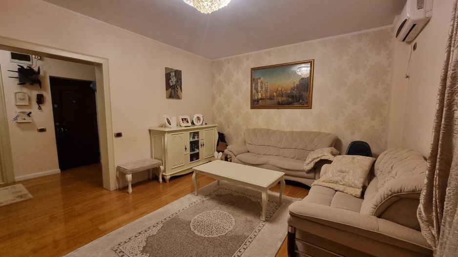 Apartament de 3 camere de vanzare Faleza nord - Poză 4