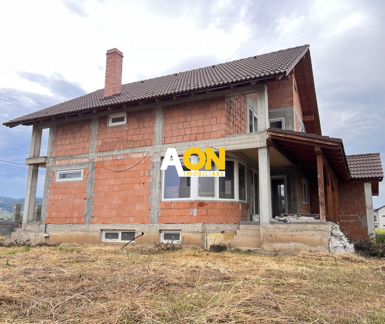 Casa | 250 mpu | SEMIFINISATA | Zona Micesti - Poză 1