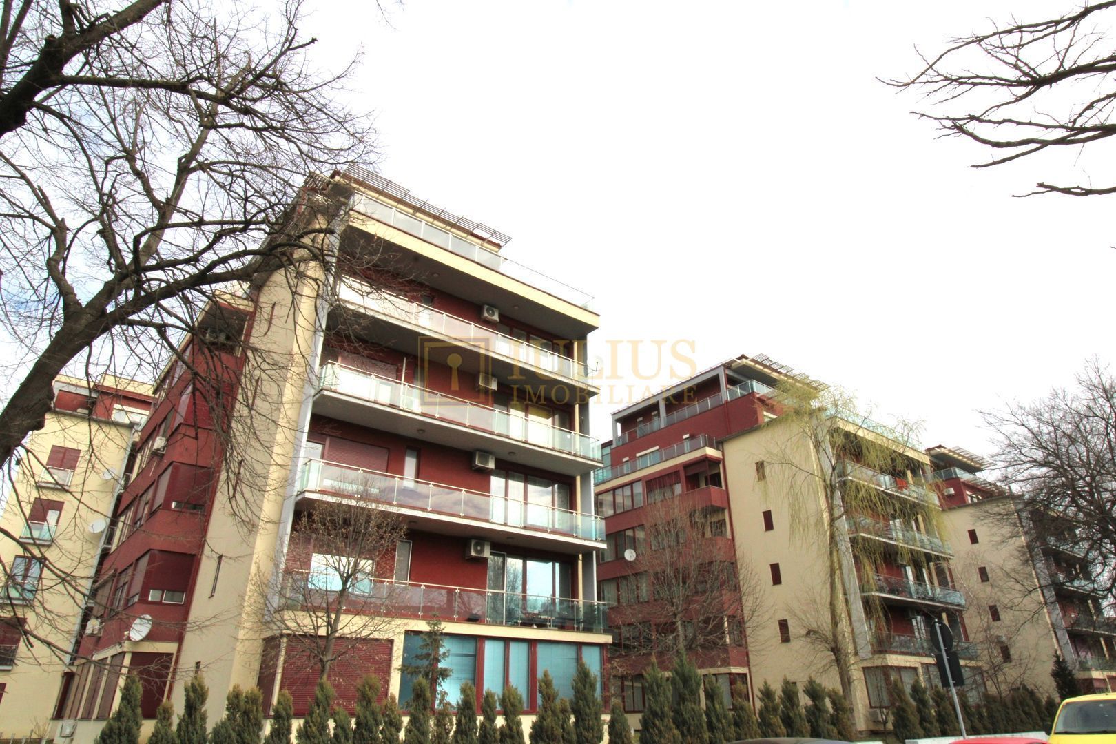 4 camere, bloc Tender langa - Isho - Take Ionescu; vedere spre raul Bega. - Poză 1