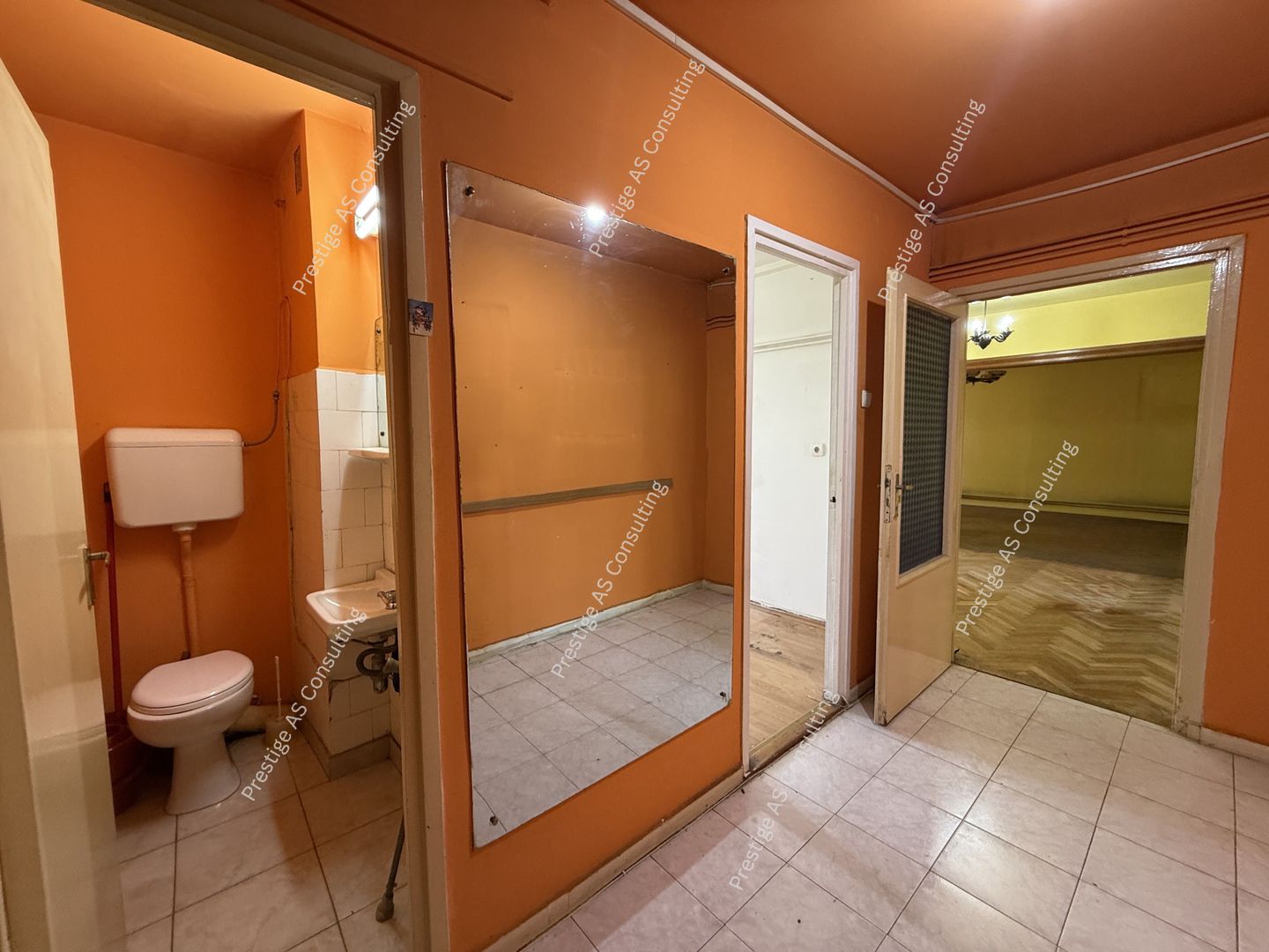 Apartament 4 camere, parter inalt zona Punctele Cardinale - Central - Poză 19